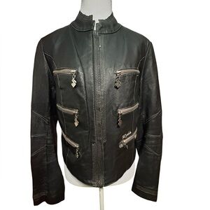 🙋‍♀️Rocawear Women’s Black Leather Jacket